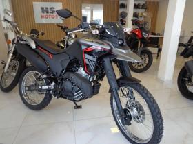 Yamaha XTZ 250 Lander Connected 2025